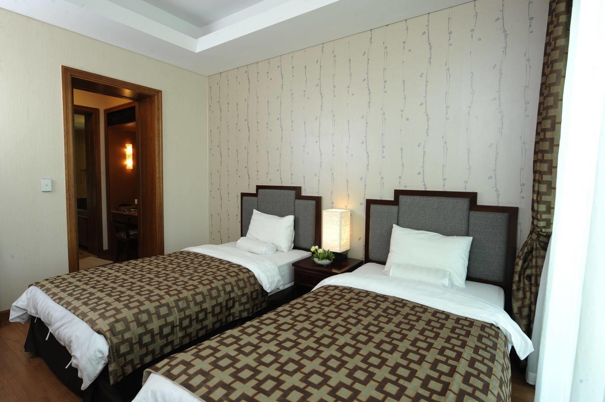 Pineridge Hotel Sokcho Exterior photo